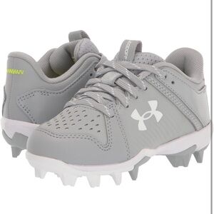 Size 1.5 Under Armour Boys Leadoff Low Junior Rubber Molded Baseball Cleats
